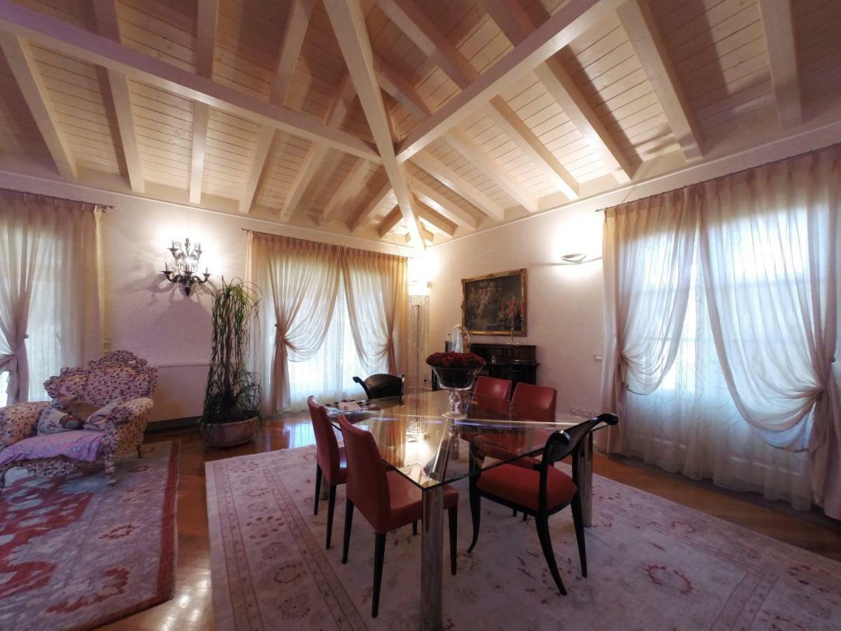 La Villa Nel Bosco Lucca Exterior photo