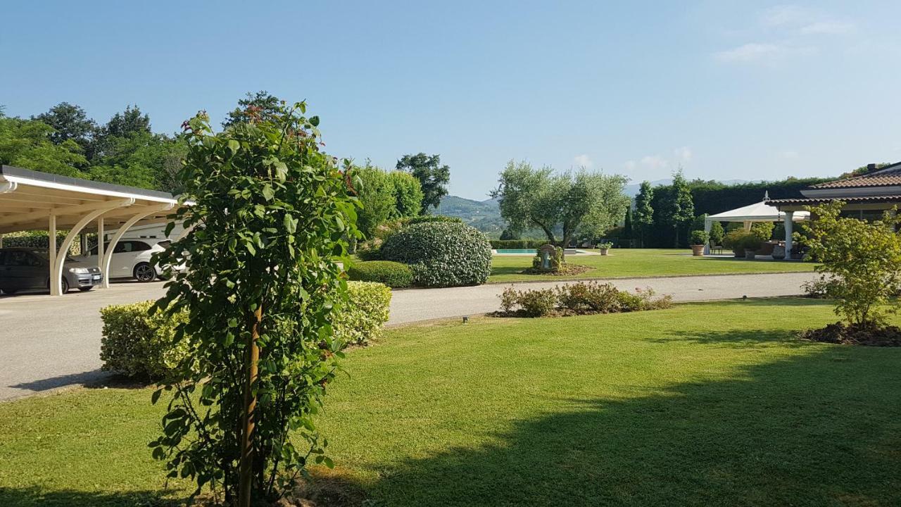 La Villa Nel Bosco Lucca Exterior photo